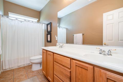 2910 E Comstock Dr, Gilbert, AZ 85296 photo 31