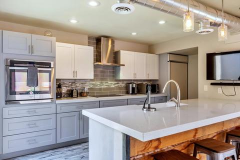 3026 E Stella Ln, Phoenix, AZ 85016 photo 8