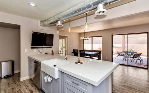 3026 E Stella Ln, Phoenix, AZ 85016 photo 7
