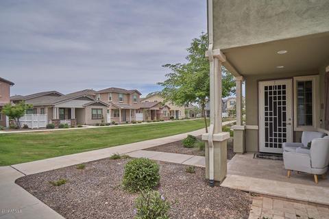 2268 S Basmath Ln, Gilbert, AZ 85295 photo 3