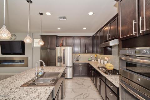 2268 S Basmath Ln, Gilbert, AZ 85295 photo 13