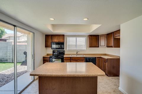 1724 E Geronimo St, Chandler, AZ 85225 photo 2