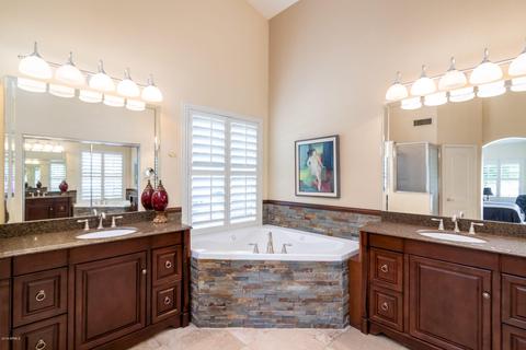 1807 E Monarch Bay Dr, Gilbert, AZ 85234 photo 23