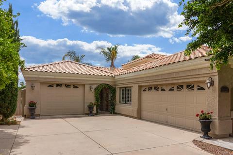 1807 E Monarch Bay Dr, Gilbert, AZ 85234 photo 3