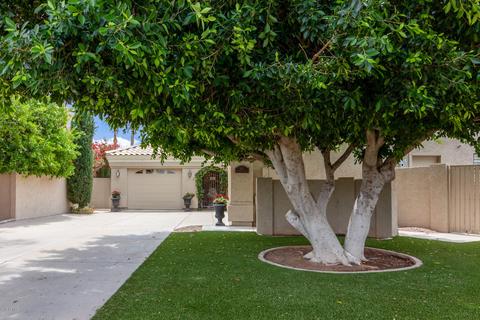 1807 E Monarch Bay Dr, Gilbert, AZ 85234 photo 2