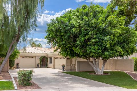 1807 E Monarch Bay Dr, Gilbert, AZ 85234 photo 1