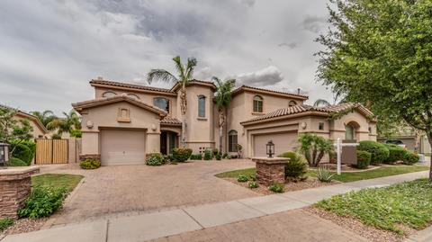 4710 E Buckboard Ct, Gilbert, AZ 85297 photo 2