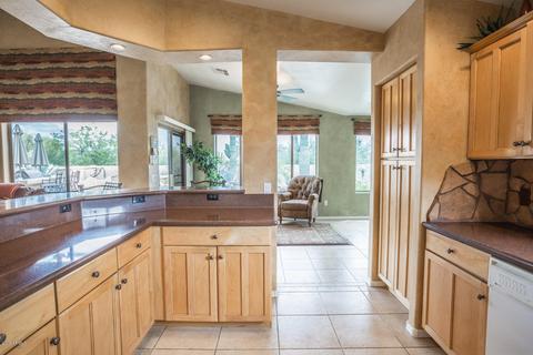 553 E Canyon St, Apache Junction, AZ 85119 photo 29