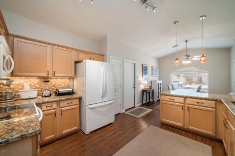 2253 E Soft Wind Dr, Phoenix, AZ 85024 photo 8