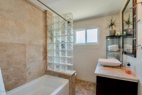 1325 E Catalina Dr, Phoenix, AZ 85014 photo 9
