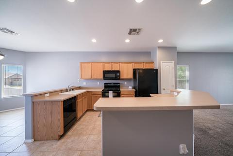 3710 E Thunderheart Trl, Gilbert, AZ 85297 photo 9