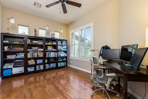 1828 E Desert Ln, Phoenix, AZ 85042 photo 12