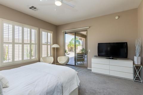 1828 E Desert Ln, Phoenix, AZ 85042 photo 14