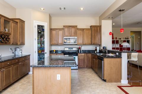 1828 E Desert Ln, Phoenix, AZ 85042 photo 10
