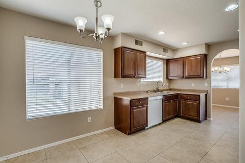412 N Aaron Cir, Mesa, AZ 85207 photo 2