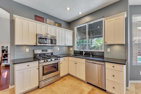 3851 E Aspen Way, Gilbert, AZ 85234 photo 8