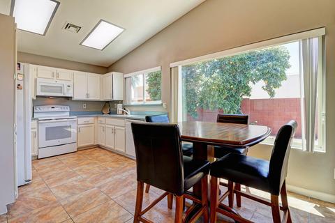 4505 E Rosemonte Dr, Phoenix, AZ 85050 photo 2