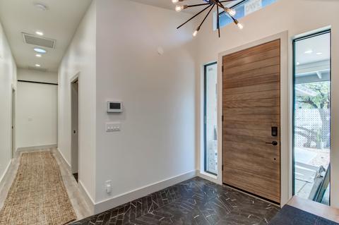 4002 E San Juan Ave, Phoenix, AZ 85018 photo 2