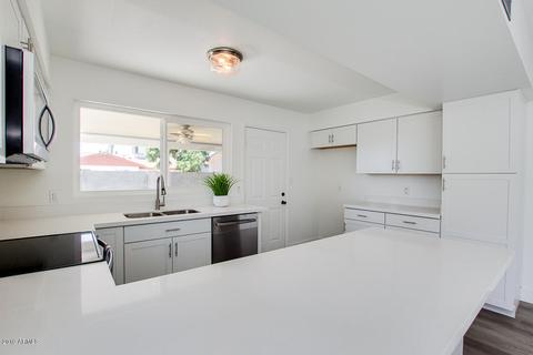 549 W Emerald Ave, Mesa, AZ 85210 photo 13