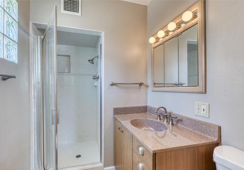 3402 N 43rd Pl, Phoenix, AZ 85018 photo 13