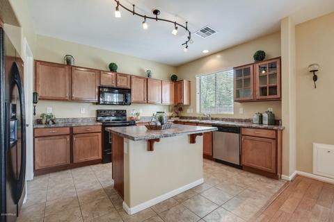 2975 E Franklin Ave, Gilbert, AZ 85295 photo 3