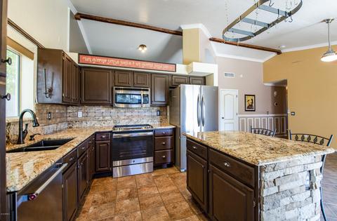 538 N Jackson St, Gilbert, AZ 85233 photo 8