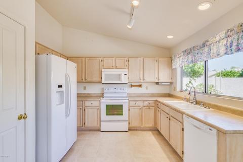 4227 E Vista Dr, Phoenix, AZ 85032 photo 3
