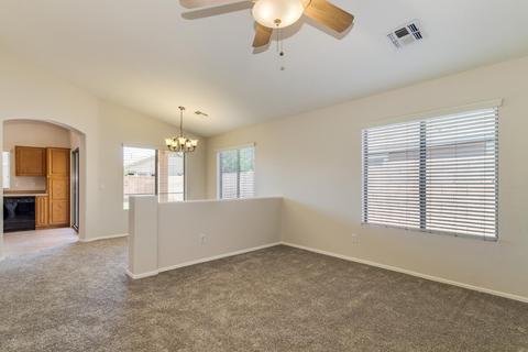 4220 E Seasons Cir, Gilbert, AZ 85297 photo 3