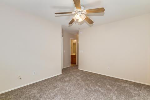 4220 E Seasons Cir, Gilbert, AZ 85297 photo 12