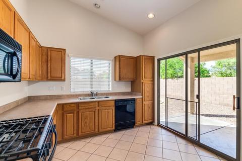 4220 E Seasons Cir, Gilbert, AZ 85297 photo 5