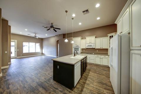 7310 E Minton Cir, Mesa, AZ 85207 photo 11