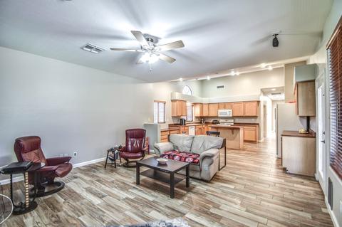 1525 E Oxford Ln, Gilbert, AZ 85295 photo 9