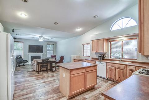 1525 E Oxford Ln, Gilbert, AZ 85295 photo 10
