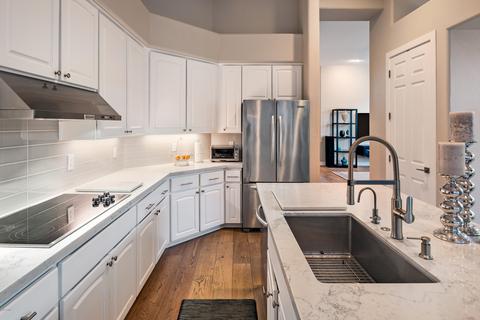 6425 N 30th Pl, Phoenix, AZ 85016 photo 11