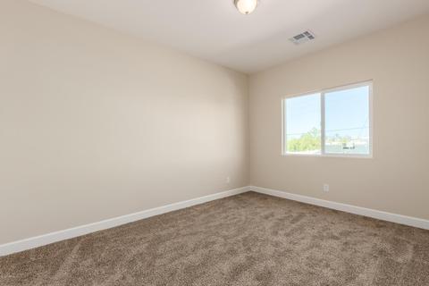 1034 E Odeum Ln, Phoenix, AZ 85040 photo 23