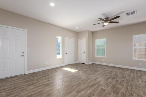 1034 E Odeum Ln, Phoenix, AZ 85040 photo 11