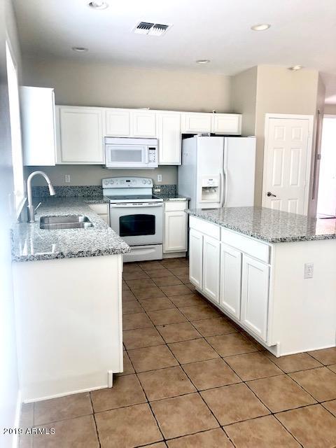 1251 E Mary Ln, Gilbert, AZ 85295 photo 4