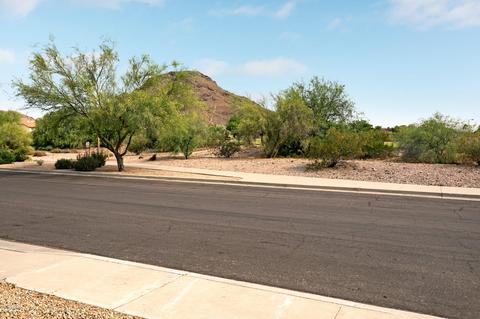 1825 E Winchcomb Dr, Phoenix, AZ 85022 photo 33