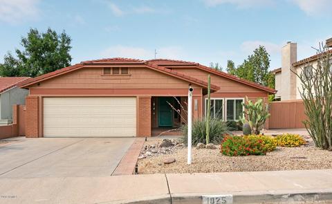 1825 E Winchcomb Dr, Phoenix, AZ 85022 photo 1