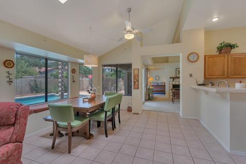 1942 E Citation Ln, Tempe, AZ 85284 photo 5