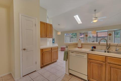 1942 E Citation Ln, Tempe, AZ 85284 photo 24