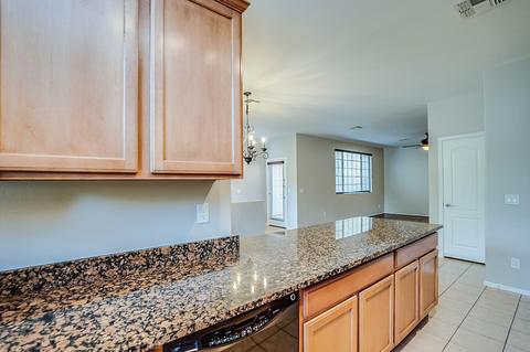 4356 E Selena Dr, Phoenix, AZ 85050 photo 3