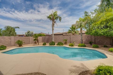 734 Elgin St, Gilbert, AZ 85295 photo 2