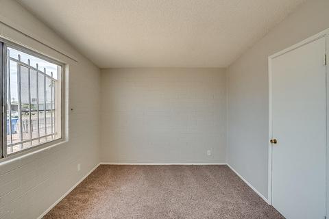 1707 E Mobile Ln, Phoenix, AZ 85040 photo 8