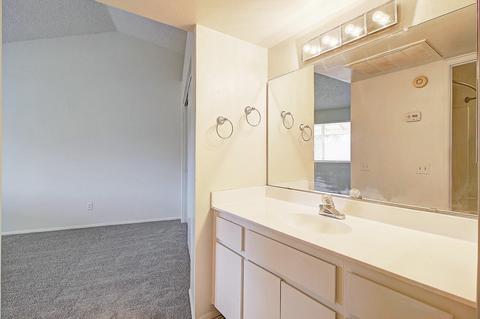 1738 E Sandra Ter, Phoenix, AZ 85022 photo 8