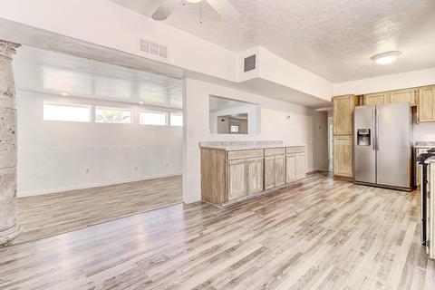 2948 E Mobile Ln, Phoenix, AZ 85040 photo 8