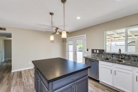 2009 W Greenbriar Dr, Phoenix, AZ 85023 photo 11