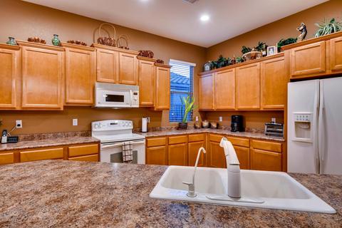 4059 E Azalea Dr, Gilbert, AZ 85298 photo 9