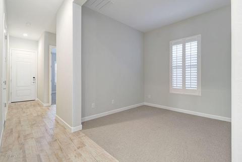 6618 E Marisa Ln, Phoenix, AZ 85054 photo 5