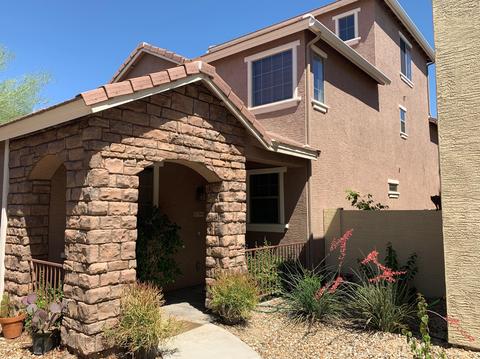 7044 S 7th Ln, Phoenix, AZ 85041 photo 1